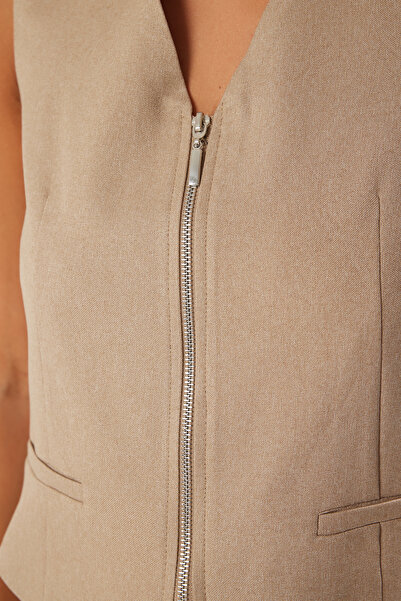 Trendyol Collection Mink Regular V-Neck Zipper Detail Regular Woven Vest Twoss25Ye00094