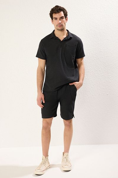 Trendyol Collection Σετ αθλητικής φόρμας με γιακά πόλο ανθρακί - κανονική εφαρμογή TMNSS23EM00003