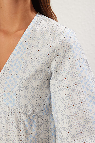 Trendyol Collection Cămașă țesătă cu volane, cu cravată în față, cu imprimeu Blue Puff TWOSS25GO00086