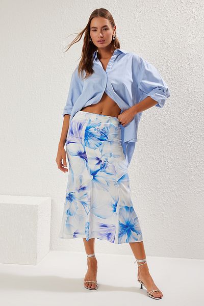 Trendyol Collection Fusta țesută cu lungime maxi cu model floral albastru TWOSS23ET00124