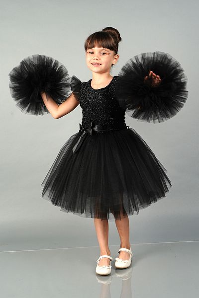 Delfini kids Rochie de seara din tul cu maneci pompon pentru petrecere si ziua de nastere