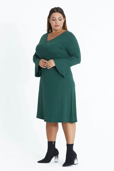Mooi XXL Kadın Zümrüt Yeşil V Yaka Volan Kol Büyük Beden Esnek Yün Viskon Elbise