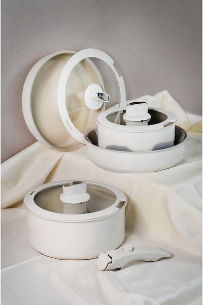 CASA DE BELLA Belari̇va-Easy Cook Beige 8-Piece Cookware Set-3 Pots 1 Stove