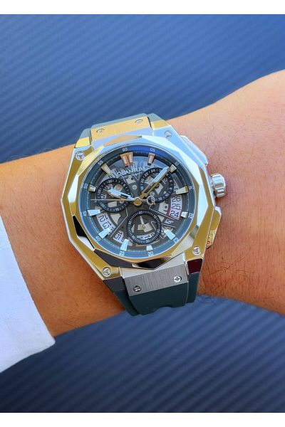 Quantum Hng1097.399 Smoked Silicone Band Men's Wrist Watch