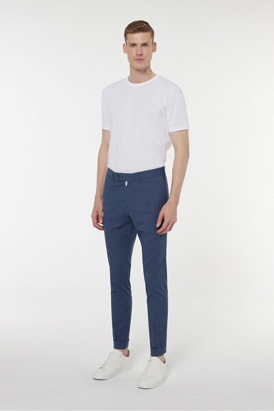 Andrea Nicolotti Ριγέ Παντελόνι από Υφασμάτινο Λακαρισμένο Υλικό 2846-1-42