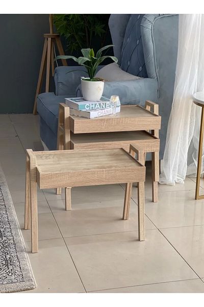 Living 3 serving tables