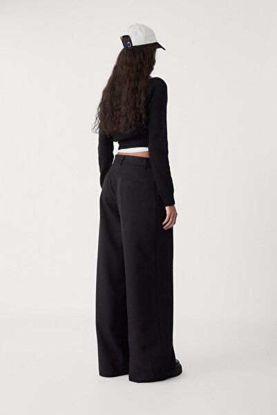 Stradivarius Pensli geniş paça kumaş pantolon