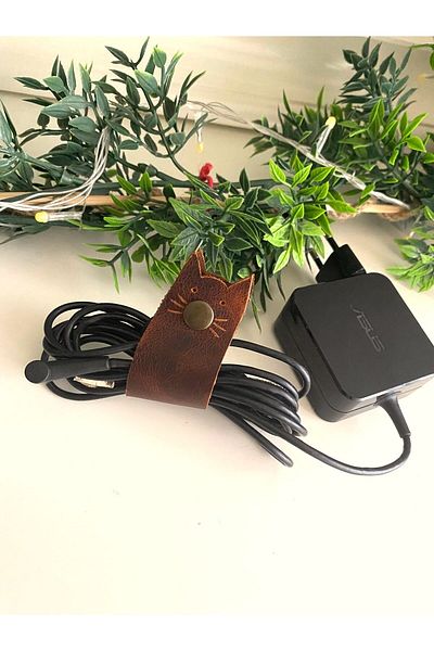 ALESTA LEATHER منظم كابلات مكون من 3 قطع مع أشكال حيوانات من الجلد الطبيعي