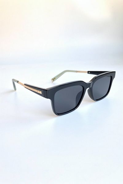 DSN Lia Black Sunglasses