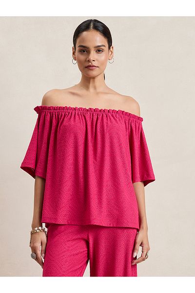 Femmella By Styli بلوزة شيفلي محبوكة بفتحة رقبة مكشوفة الأكتاف