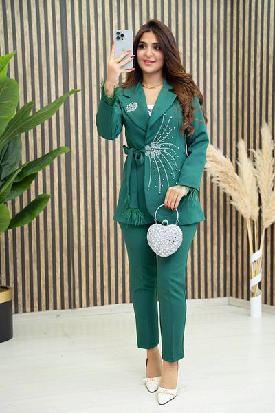 zümrüt moda Evening Dress Set with Feather Sleeves and Stone Detail - Jacket and Trousers 3000