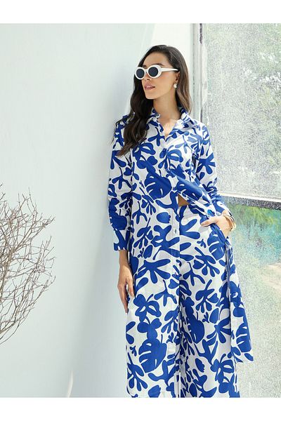 Sassafras By Styli قميص طويل بطبعات الأزهار وبنطلون منسق