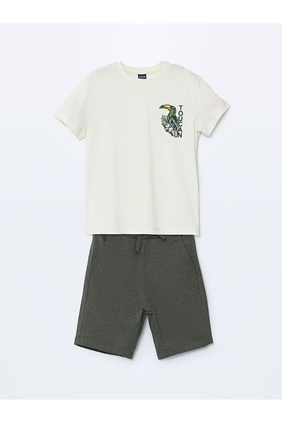 LC Waikiki Lcw Crew Neck Boys T-Shirt and Shorts