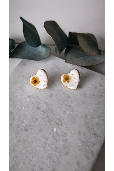 VOBEEYKU Gold edged daisy pattern enamel heart earrings