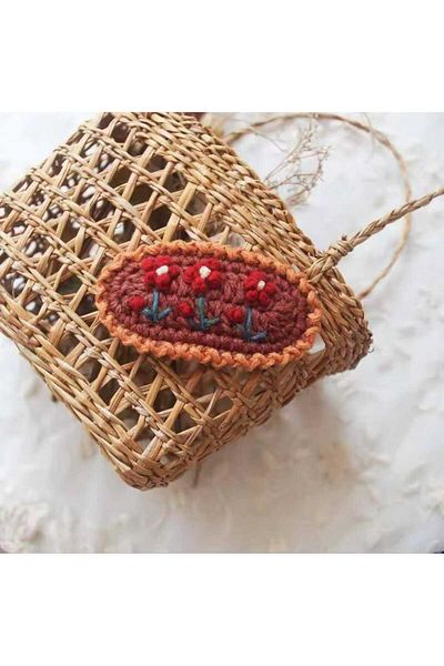 Kadın Girişimciler Atölyesi Floral Embroidered Mother & Daughter Niche Organic Handmade 6-Piece Snap Buckle Hair Accessory Suitable for All Ages