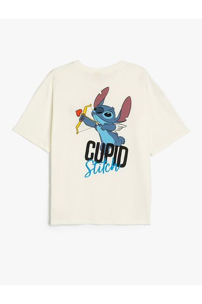 Koton تي شيرت بأكمام قصيرة وطبعة خلفية مرخصة من Stitch