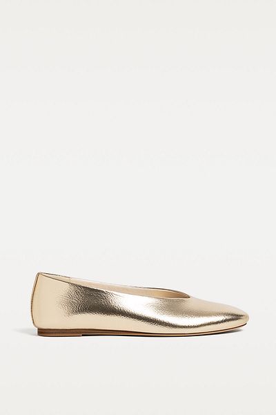 Stradivarius Ballet flats with a round vamp
