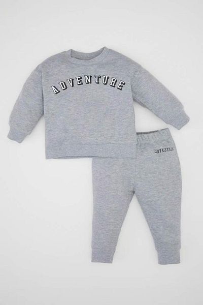 DeFacto 2-teiliges Set für Babys mit Rundhalsausschnitt, bedrucktem Sweatshirt und Jogger-Jogginghose mit elastischem Bund