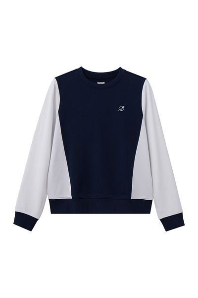Giordano Women's Boyfriend Fit Sweatshirt: Soft Comfort & Stylish Embroidery