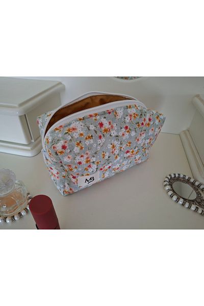 Daisy Spring Flowers Makeup Bag - Travel Bag - Large Size