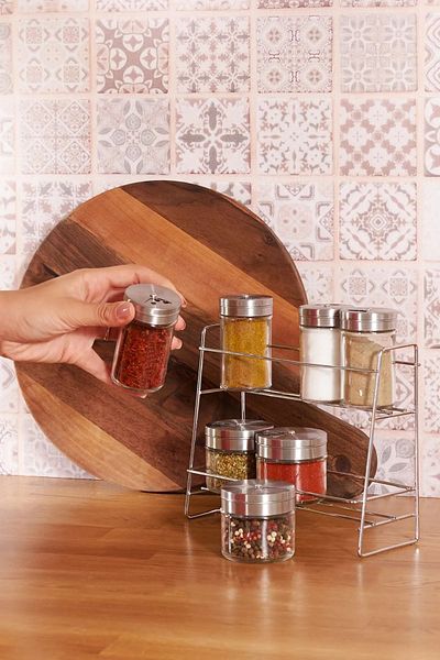 Albergio Silva 8 Piece Glass Seasoning Set with Metal Stand