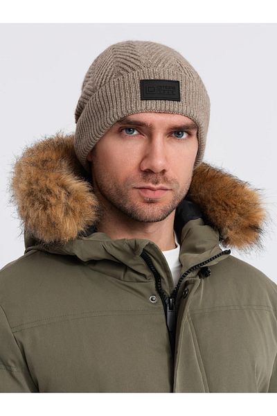 OMBRE Herren-Strickmütze aus Pullovergewebe mit Aufnäher - Asche V6 OM-ACWH-0122