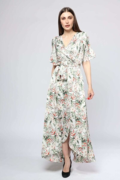 mica فستان حرير طويل بأكمام قصيرة ورقبة على شكل حرف V