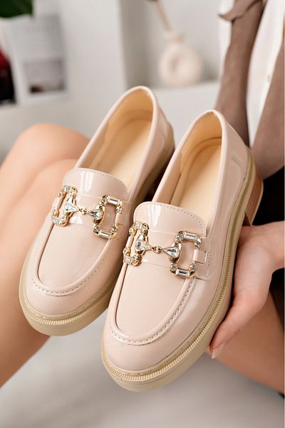 moda sara Γυναικεία Loafer Παπούτσια μπεζ λουστρίνι με πέτρινη αγκράφα