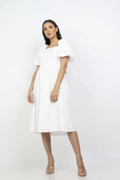 mica فستان ميدي بأكمام قصيرة ورقبة مربعة