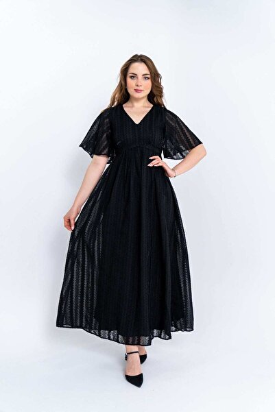 mica Short Sleeve V-Neck Maxi Dress with a Fitted Waist