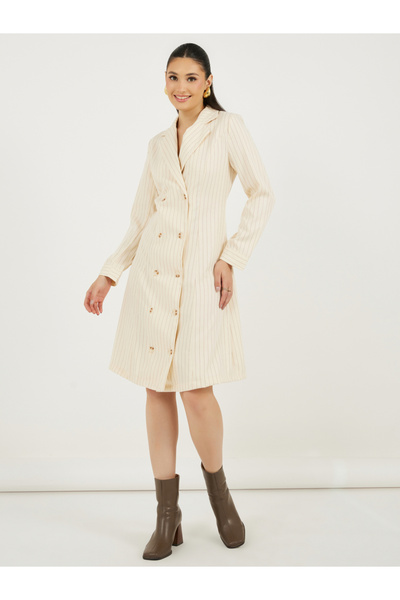 Styli فستان مخطط مزدوج الصدر بطول الركبة