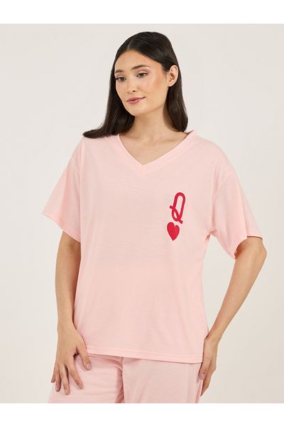 Styli Queen Of Hearts Dropped Shoulder V Neck T-Shirt & Cuffed Pyjama Set