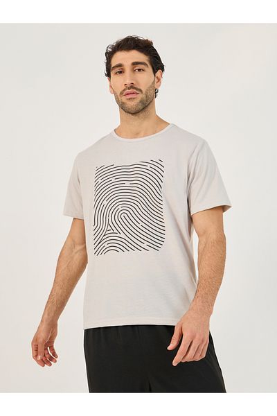Styli Graphic Print Round Neck T-Shirt & Pyjama Set
