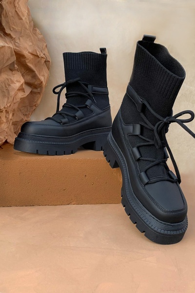 BRITY Yüksek Kalın Tabanlı Triko Detaylı Kışlık Postal Bot