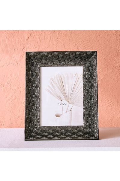Home Box Renata 5x7-inch Glass Photo Frame -19.6x2x24.6 cm