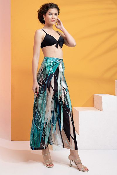 XCLSV Versatile Beachwear - Used as Pants and Jumpsuit