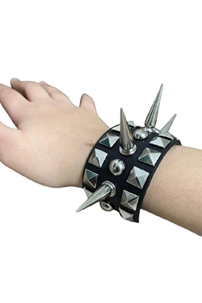 Metal Giyim Çift Piramit Orta Dev Spayk Bileklik