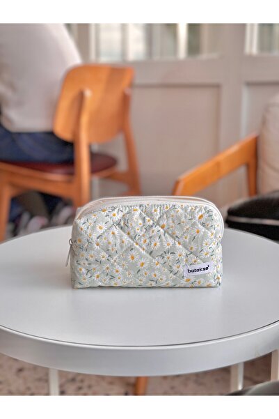 Batekso Beyaz Papatya Desenli Kalem Çantası