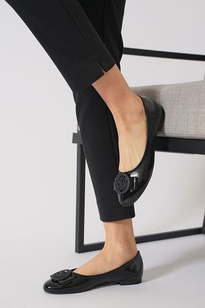 Moda Pie Medser Börç Buckle Women's Flat Shoes Black Wrinkled Patent Leather