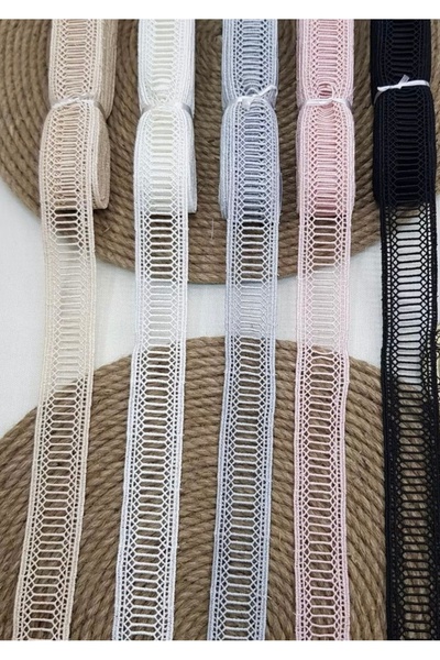 Butik İmza Güpür ara kolber merdiven desen 9 metre masa üstü yemek takımı dik...