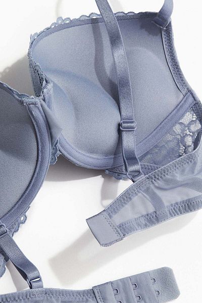 H&M حمالة صدر دانتيل فائقة الدفع
