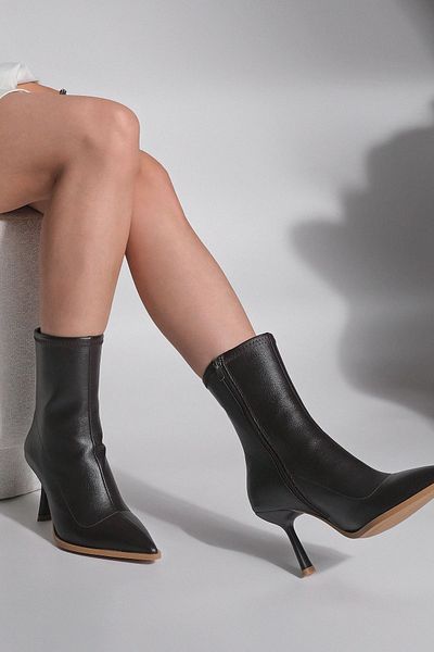 Marjin Women's Heeled Boots Pointed Toe Goblet Heel Daily Classic Boots Holes Brown