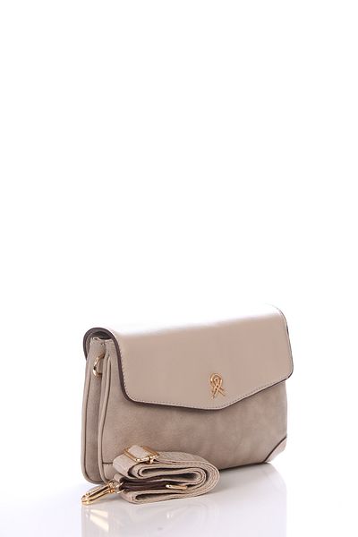 byFOX Fashion Τσάντα χιαστί με κάλυμμα φακέλου και λεπτομέρεια στο οικόσημο