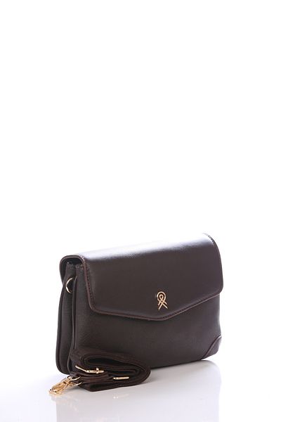 byFOX Fashion Τσάντα χιαστί με κάλυμμα φακέλου και λεπτομέρεια στο οικόσημο
