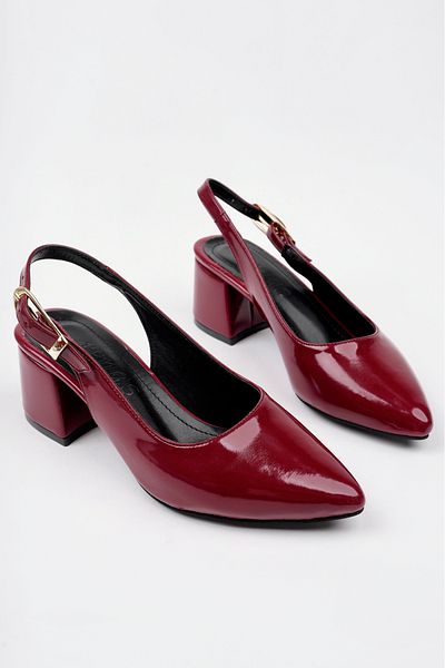 meyra'nın ayakkabıları Pantofi de damă din piele lacuită bordeaux, eleganti, cu spatele deschis, în față, cu toc gros