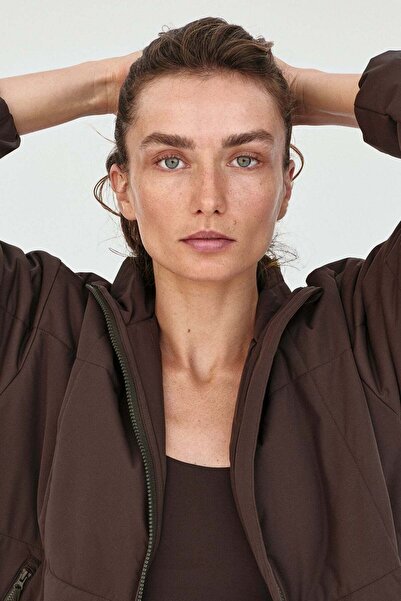 H&M سترة معزولة بتقنية ThermoMove™