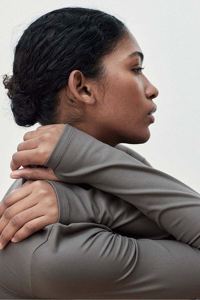 H&M سترة رياضية بسحّاب SoftMove™