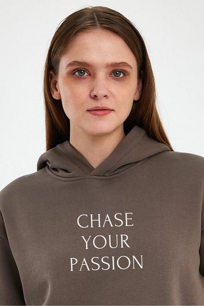 FİHA /2502-UNISEX ΜΠΛΟΥΖΑ ΜΕ ΚΟΥΚΟΥΛΑ ΚΑΙ ΤΥΠΩΜΑ - ΚΑΦΕ