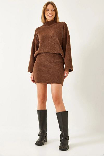 Vaveyla Skirted Knitwear Top and Bottom Set