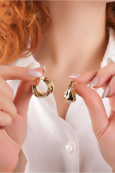 Çlk Accessories أقراط Xuping الملونة المقاومة للرمي بثلاثة صفوف من القطع بالليزر 35620